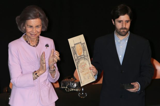 Pulsa para ampliar Entrega del premio