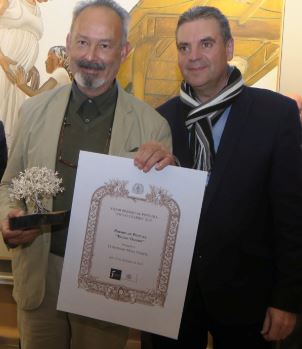 Entrega de los premios: Antonio Maya y el diputado Ángel Vera 
