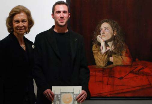 Pulsa para ampliar Manuel Díaz Meré recibiendo el premio de manos de la Reina Emerita doña Sofía
