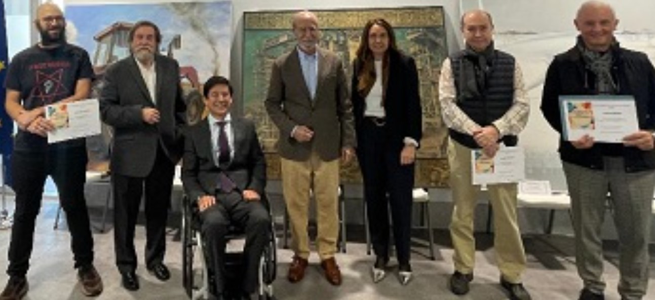 Pulsa para ampliar Los tres premiados con el Jurado