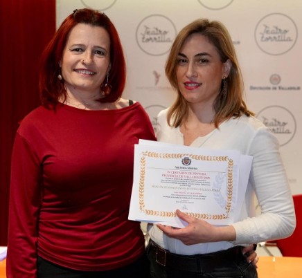 Pulsa para ampliar Entrega de la Mención Honor a Virginia Villar Martínez por =En la sombra=